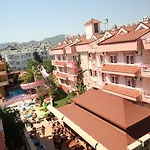 Ξενοδοχείο με διαμερίσματα Rosy 3*