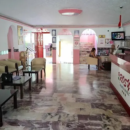 Rosy Aparthotel