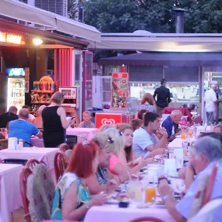 Aparthotel Rosy