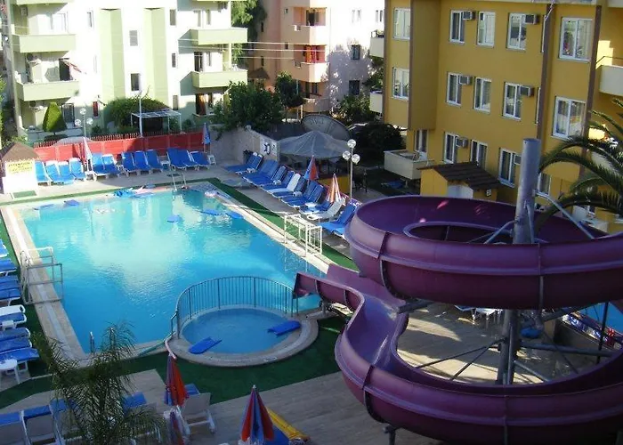 Hotel apartamentowy Rosy 3*