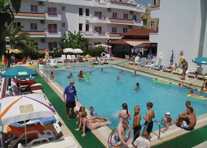Hotel apartamentowy Rosy 3*