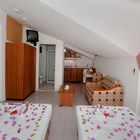 Lejlighedshotel Rosy