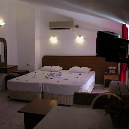 Rosy Marmaris